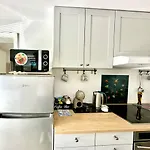 New Sunny 30 M2 In Area With Parking شقة ليوبليانا