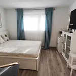 New Sunny 30 M2 In Area With Parking شقة ليوبليانا