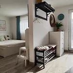 New Sunny 30 M2 In Area With Parking *