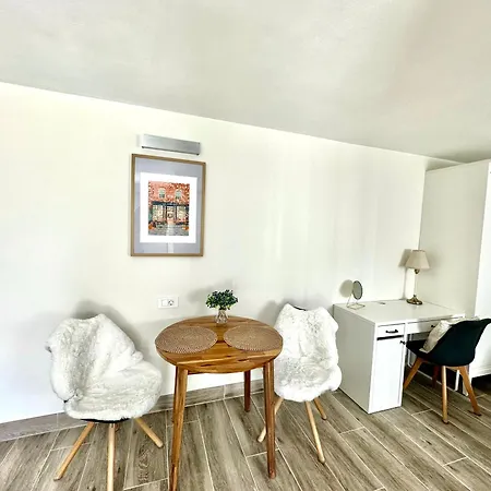 New Sunny 30 M2 In Area With Parking شقة ليوبليانا