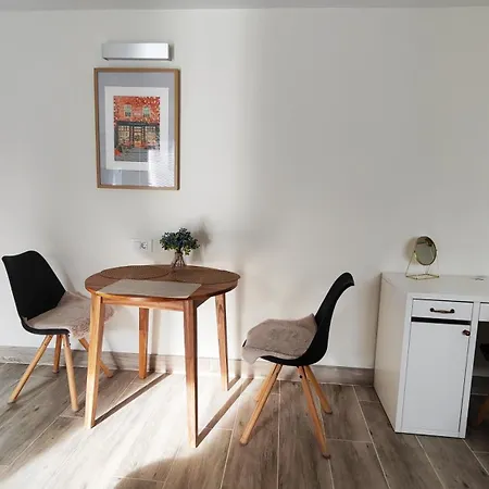 New Sunny 30 M2 In Area With Parking לובליאנה